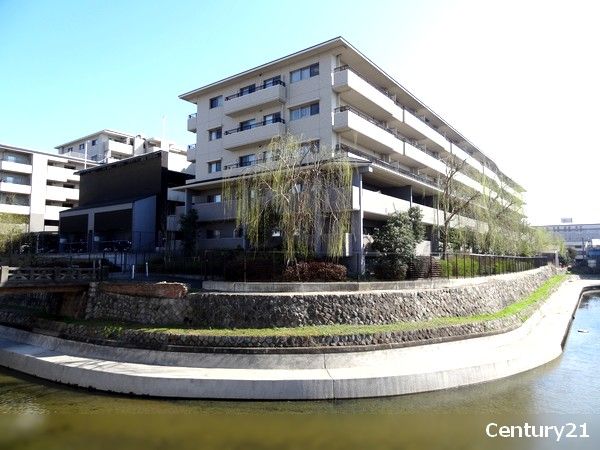 京都市伏見区のマンション、イニシア伏見丹波橋の購入、売却、査定ならセンチュリー21ホームサービスにお任せください。