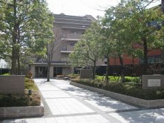 マンション敷地内