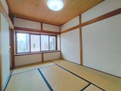 東側和室（6帖）