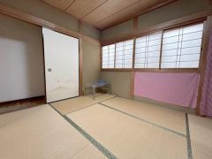 2階和室：6帖
