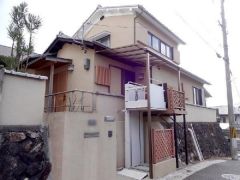 現況古家が建っています