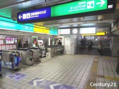 京阪　伏見桃山駅