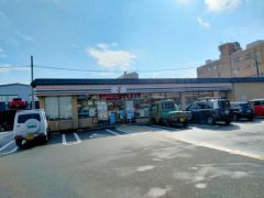 セブンイレブン淀下津町店