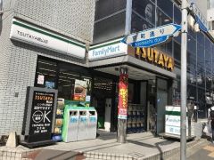 ファミリーマート伏見桃山駅前店