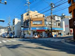 ローソン伏見稲荷駅