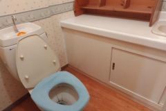 2Fトイレ(この画像は一部AIにより生成された画像です）